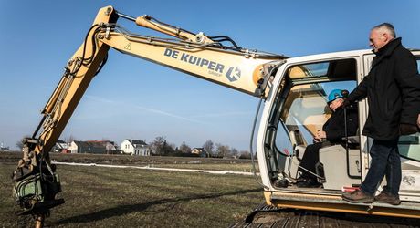 Eerste paal geslagen voor Koppert Biological Systems